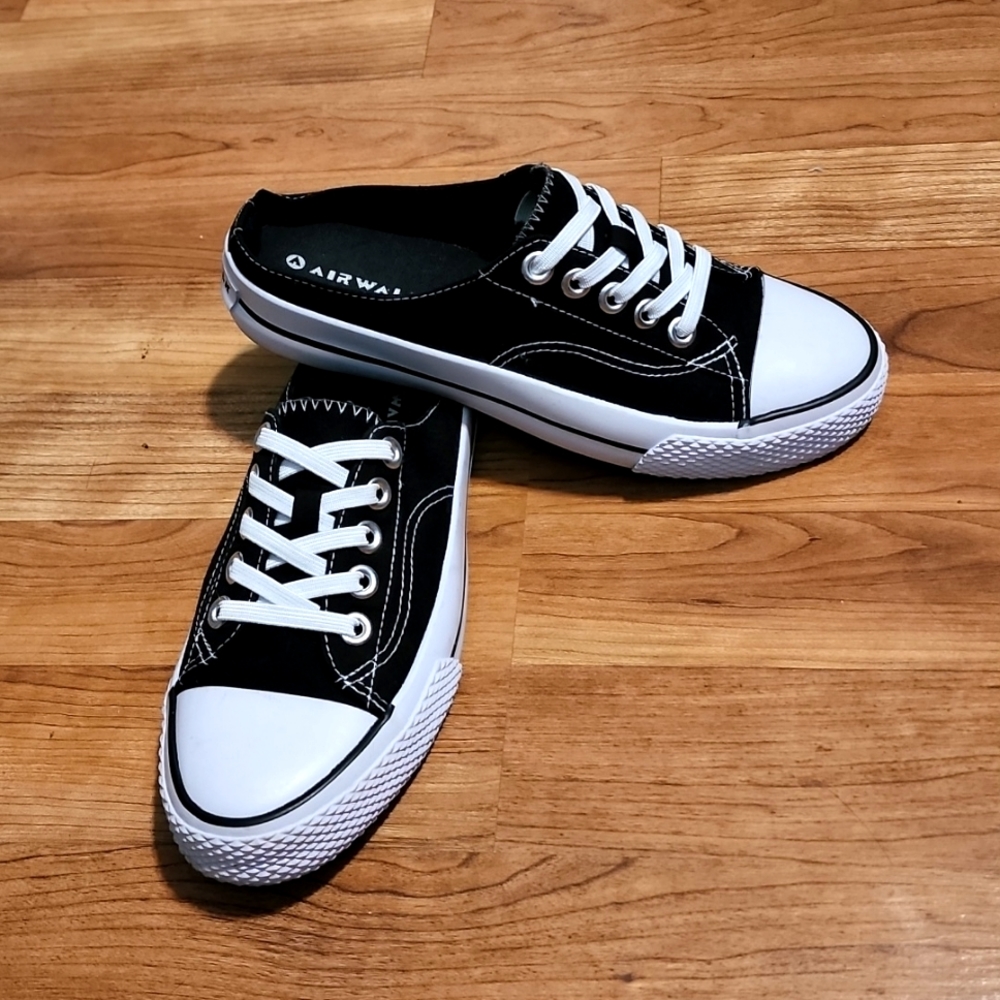 Airwalk size 6.5